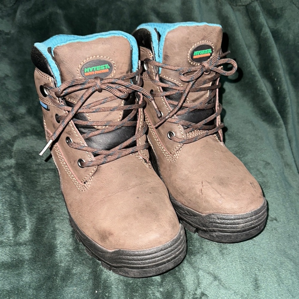 HyTest Women’s Lithium 6” Work Boots | Brown Leather | Size 8.5 Wide